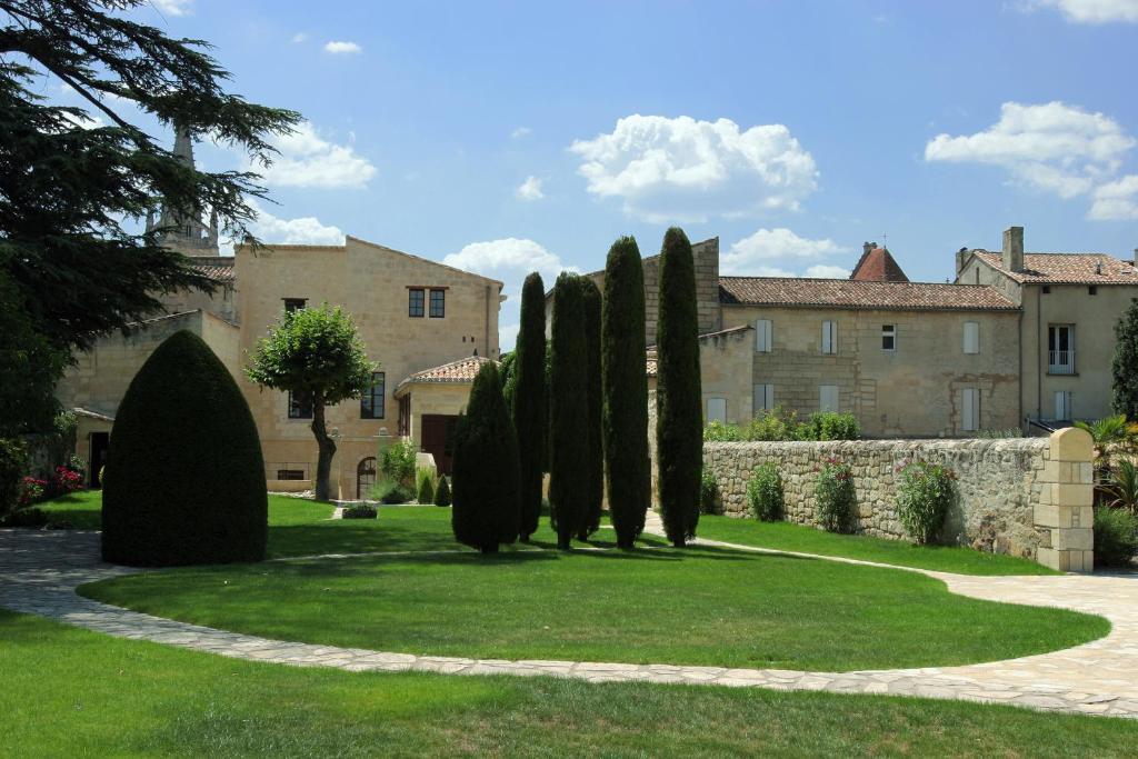 Hotel Au Logis Des Remparts Saint-Émilion Exterior foto